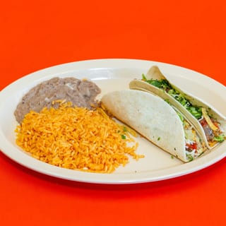 Dos Tacos / Two Tacos