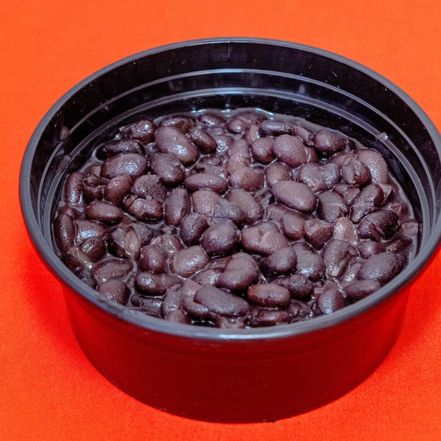 Frijoles / Beans.