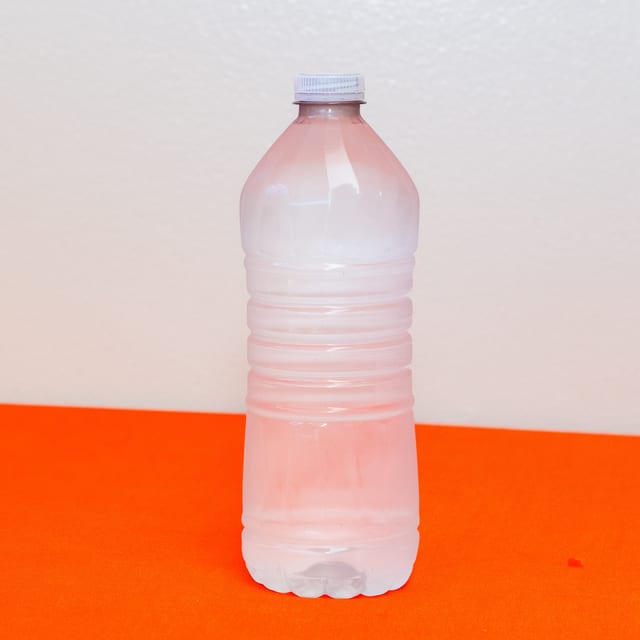 Agua Embotellada / Water Bottle.