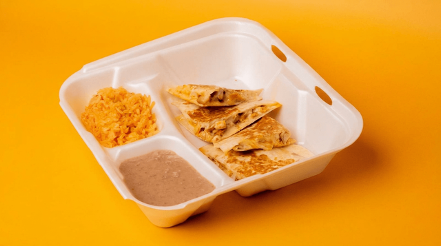 Quesadilla de Queso Infantil / Kids Lil' Cheese Quesadilla.